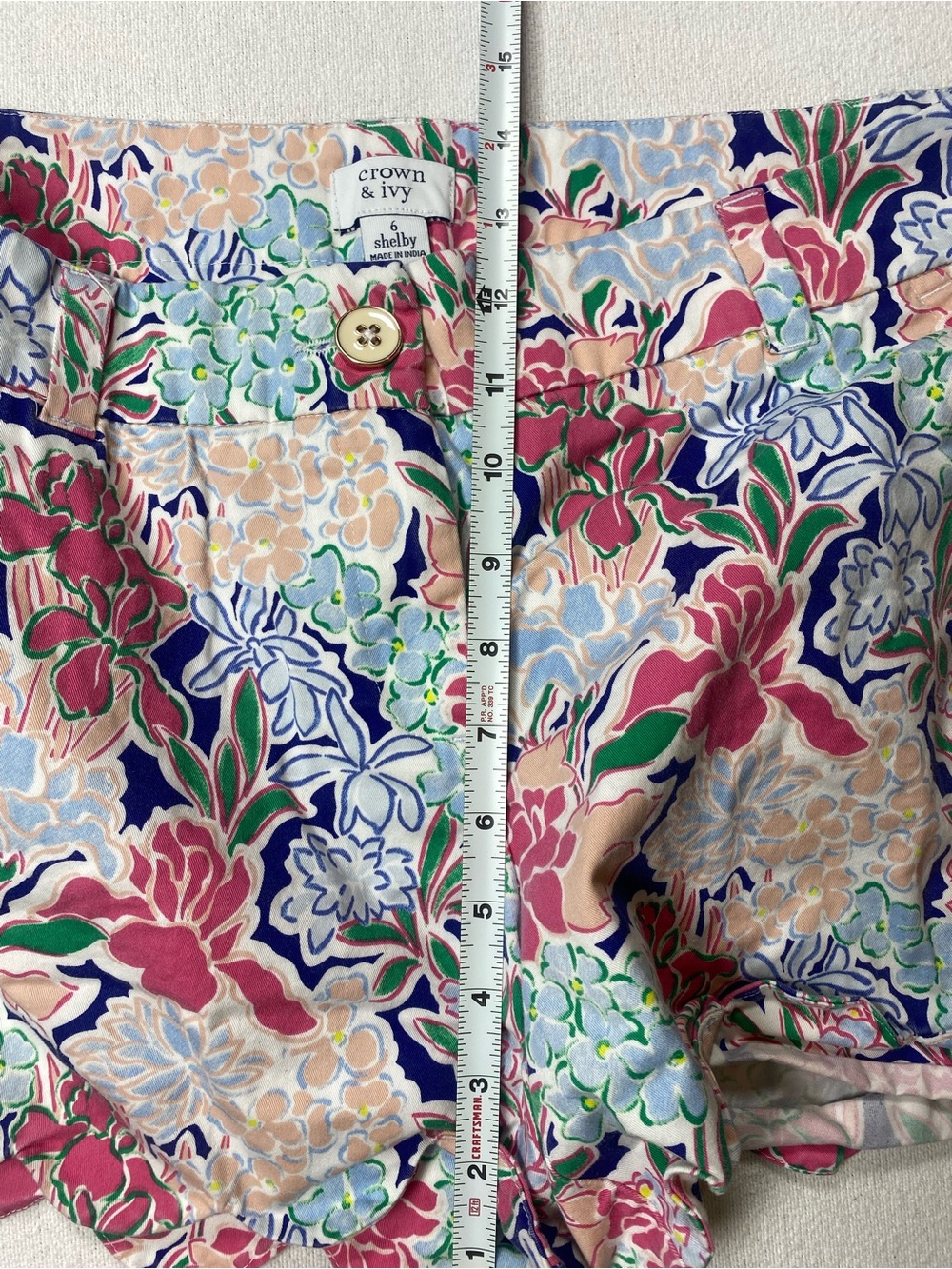 crown & ivy Multicolor Floral Bermuda Waist Shorts - Picture 6 of 6